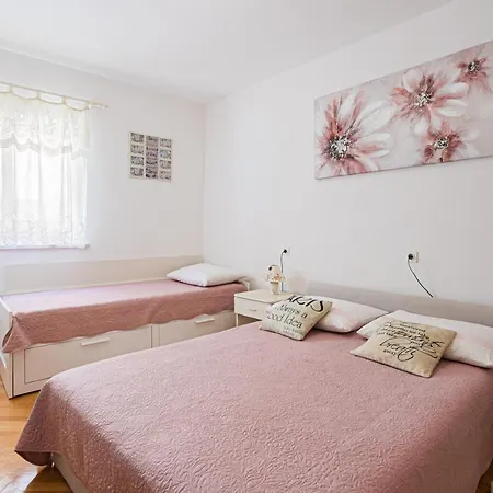 Apartment By The Sea Zivogosce - Porat, Makarska - 6899 *