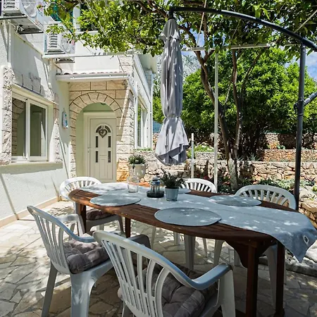 Apartment By The Sea Zivogosce - Porat, Makarska - 6899 Igrane